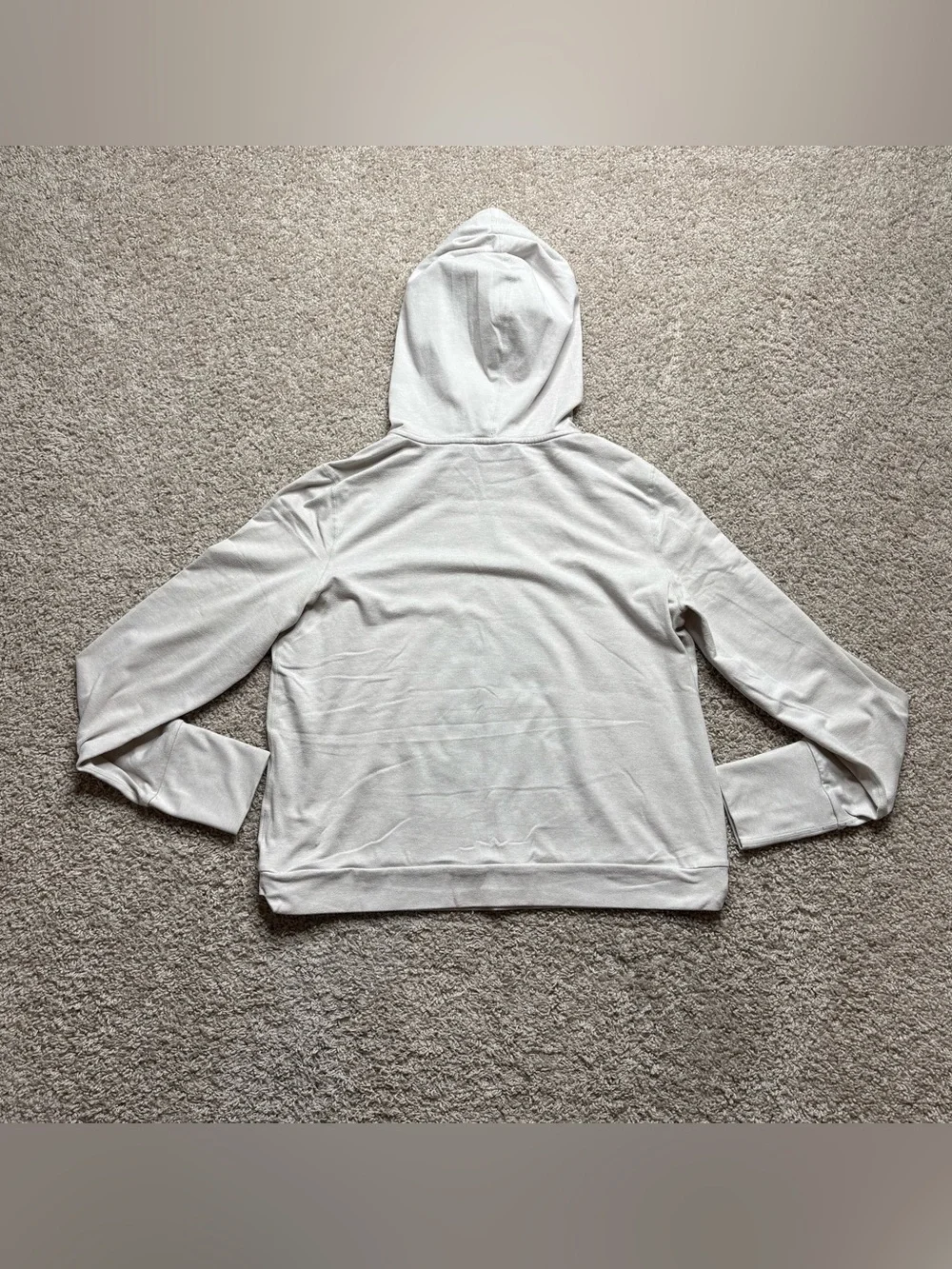 Vuori Halo Essential Hoodie - Picture 2 of 7